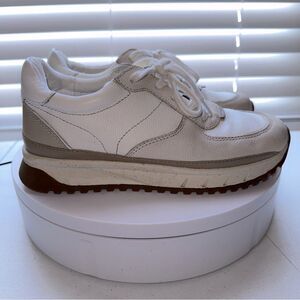 Madewell Court Sneakers trainers Size 6 women’s 4.5 Men’s. Very good condition.